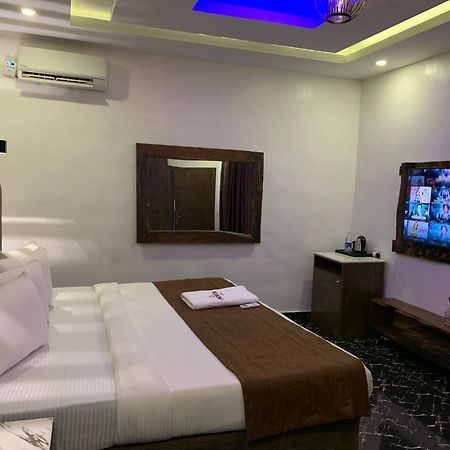 Hotel Presken Kuramo Waters Lagos Esterno foto